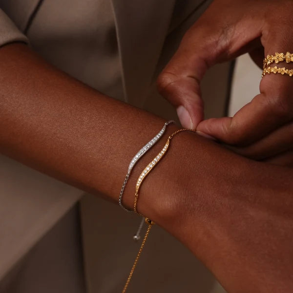 Titania bracelet gold plated